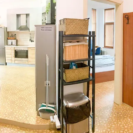 Apartamento Two Bedroom - Alexandrovska - Location - Bus, Train And Marine Stations, Next To Sea Garden And