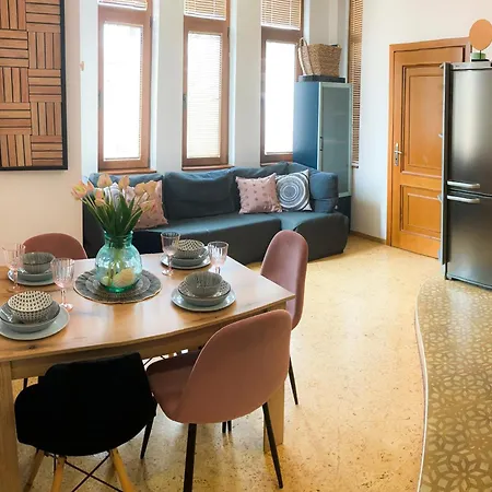 Two Bedroom - Alexandrovska - Location - Bus, Train And Marine Stations, Next To Sea Garden And * Burgas