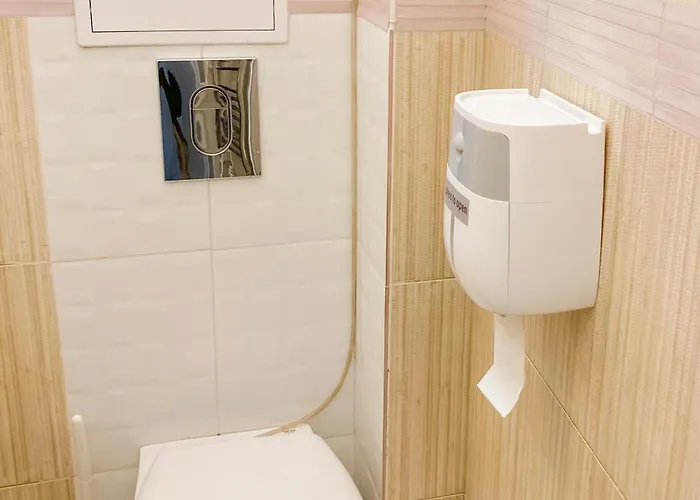 Апартаменты Two Bedroom - Alexandrovska - Location - Bus, Train And Marine Stations, Next To Sea Garden And *